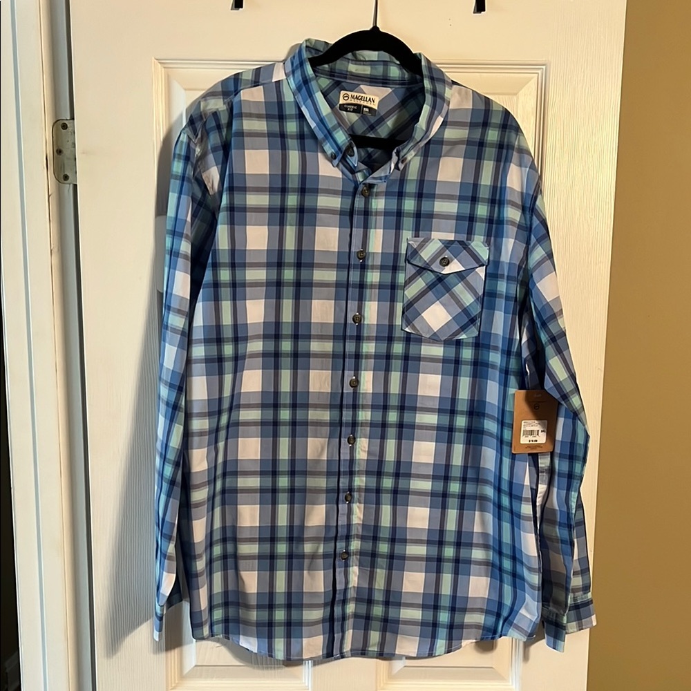 NWT.  2XL Magellan Long Sleeve. Classic Fit. Beach Glass Plaid